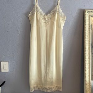 Vintage Long Slip L
